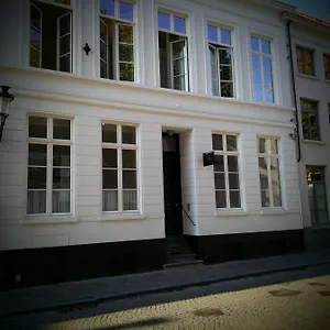 Les Invites Bed & Breakfast Bruges